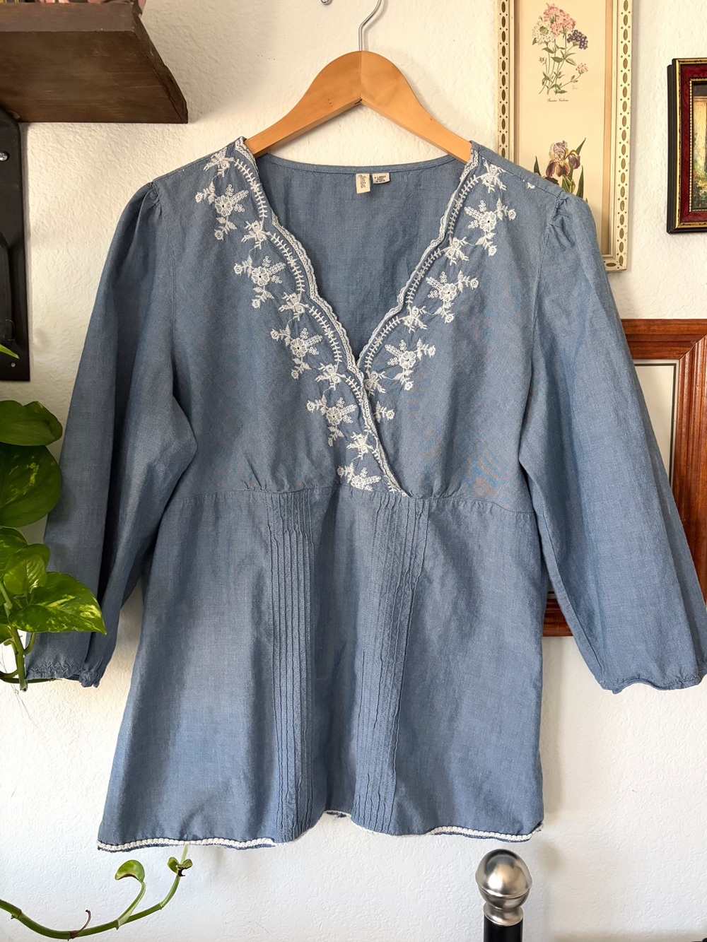 Embroidered Floral Chambray V-Neck Blue Peasant Cottagecore Top - XL - Cotton